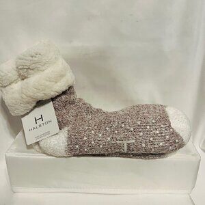 H By Halston-Women's-Plush Lounge Socks w/ Non Slip Soles-Size 4-10-Ivory/Mauve
